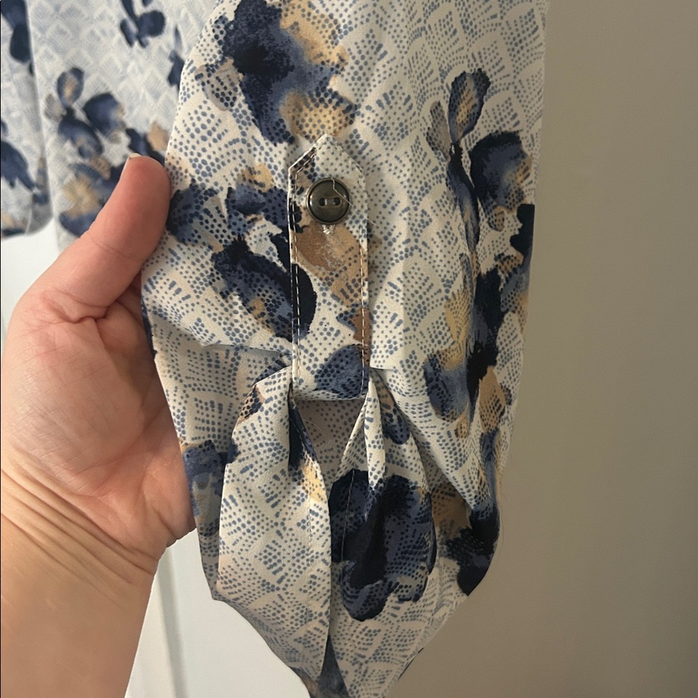 3 Maurice’s blouses - Picture 7 of 14